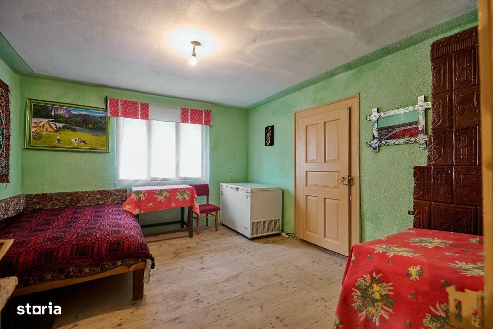 Casa  la munte cu teren generos in Com. Nucsoara, loc. Slatina jud. A