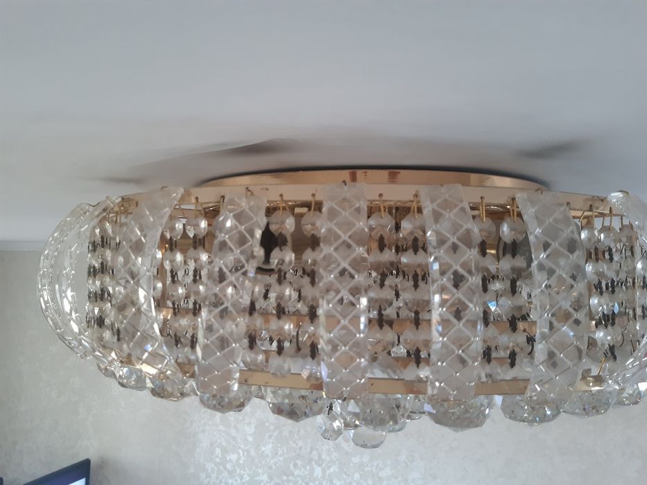 Люстра хрустальная
