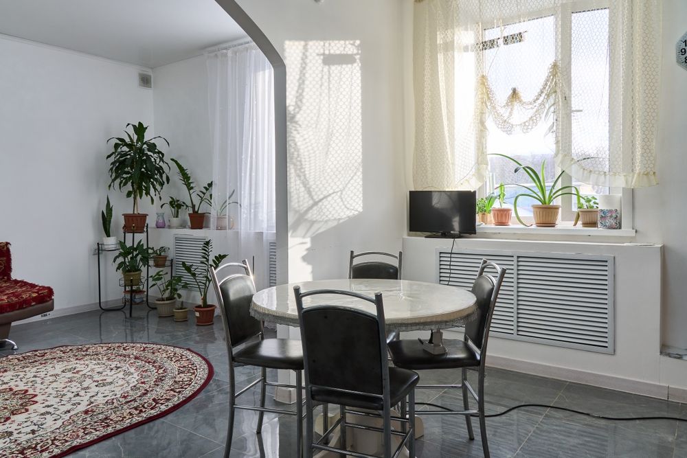 Продаётся двух этажное здание