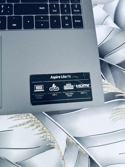 ноутбук ACER идеальном состояние