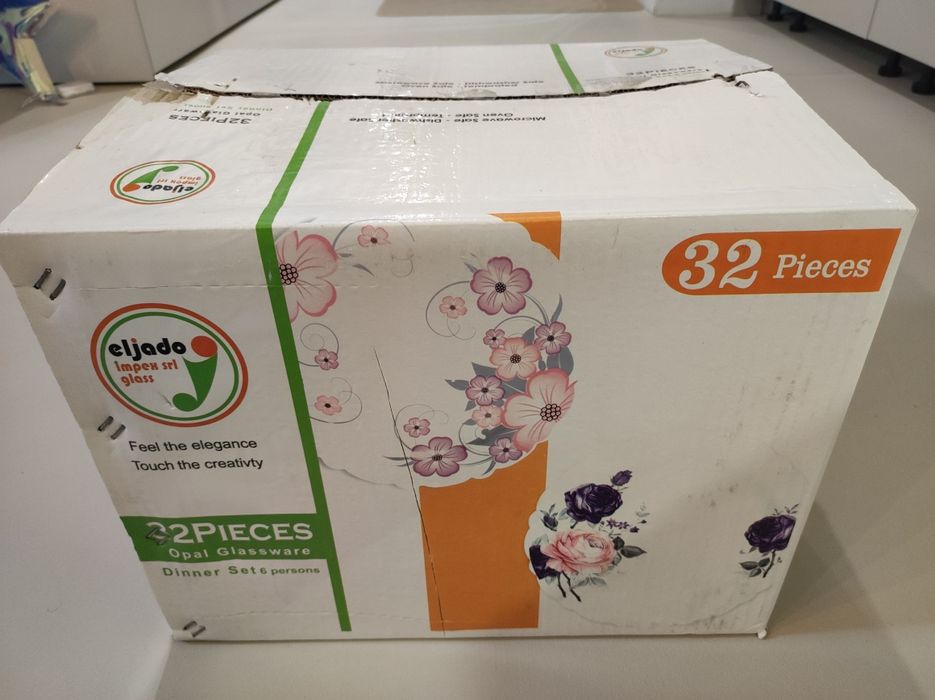 Serviciu de masa nou, set vesela 32 piese, practic, durabil, stil clas