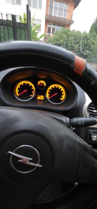 Opel corsa D 2007