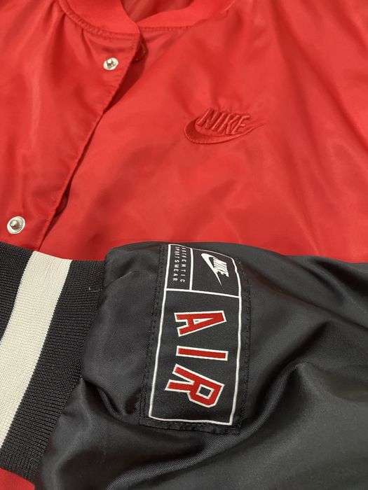 NIKE air mens varsity jacket   S