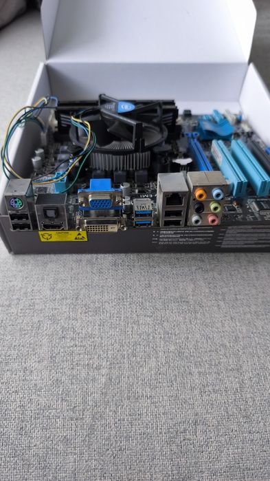 Дъно Дънна платка ASUS P8H67 M-PRO-V+ Intel® i5-2500+16gb lga 1155