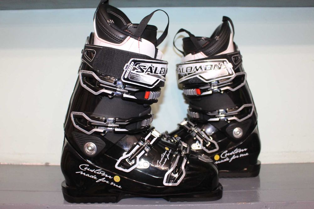 Clapari Ski/schi Salomon Impact nr.40 Nou