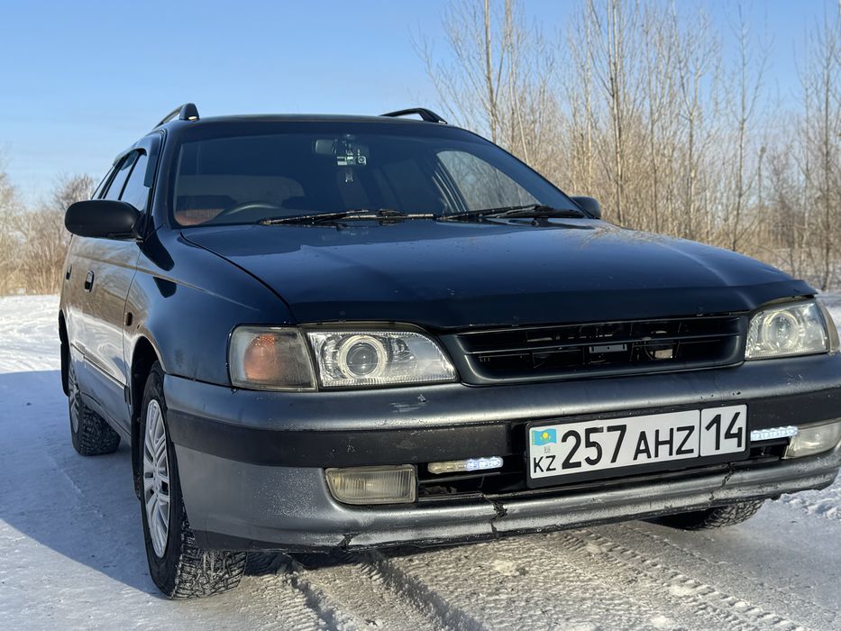 Продам Тойота Калдина