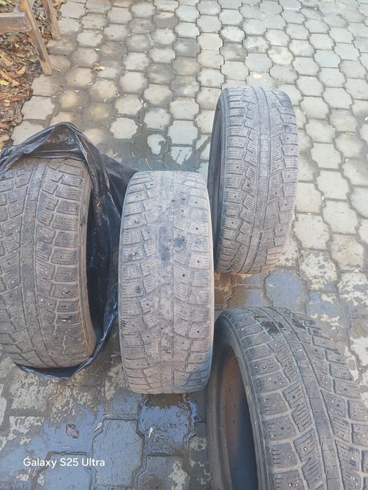 Продам шины зимние