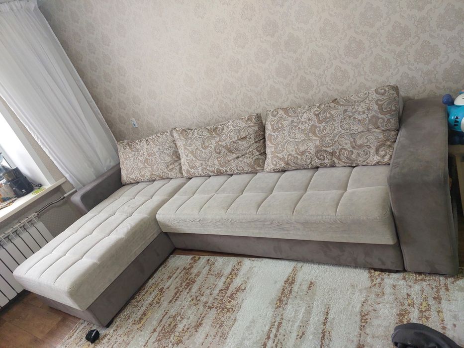Продам диван импортного производства