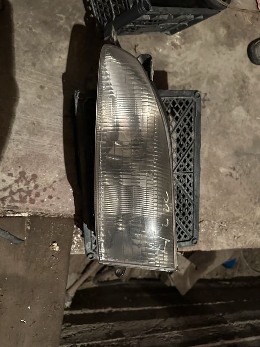 Фара камри 15 привозной