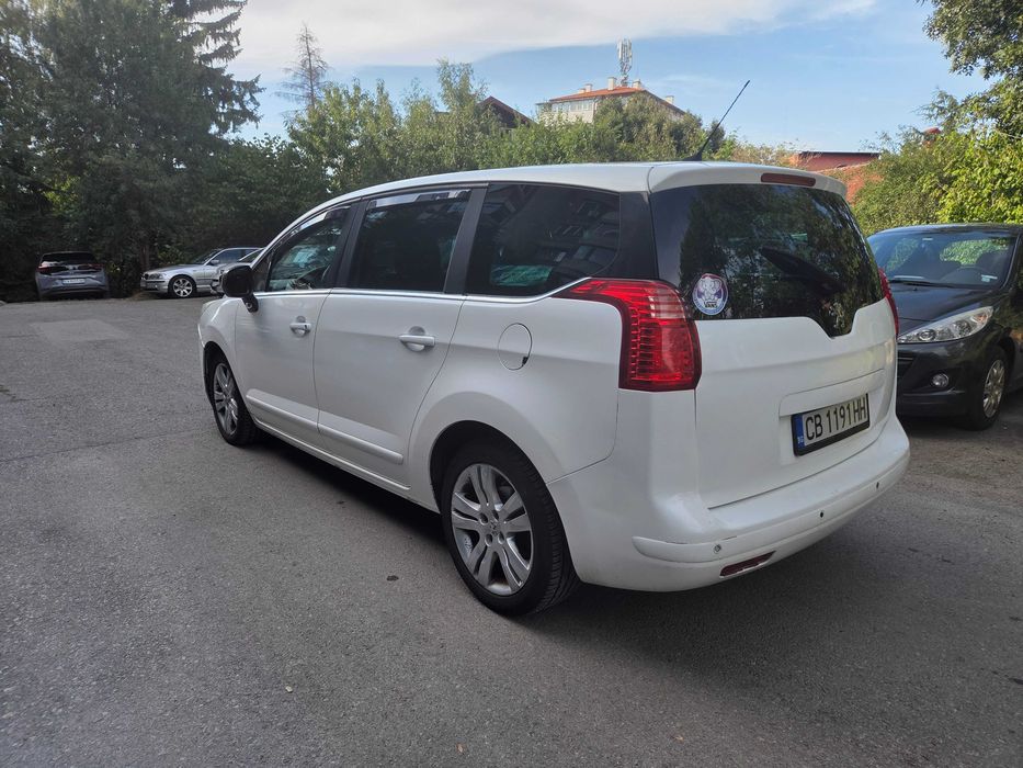 Peugeot 5008 1.6 HDi -Декември 2010, Ван, Употребяван автомобил, В добро състояние, Дизел, 285 000км, Автоматични скорости, 112к.с., EURO 5, 1600см3,