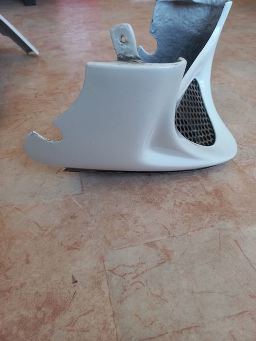 Suzuki M1800R Intruder M109R Boulevard брадичка