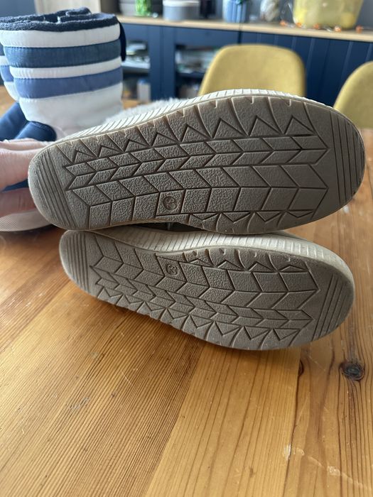 32 p-p Ботушки от естествен велур US POLO