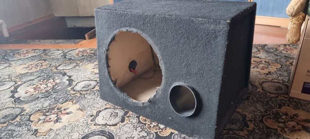 Продам сабвуфер 12 дюймов