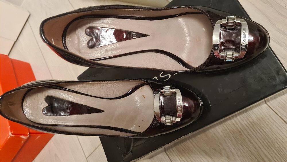 Essere,36,5р, Италия