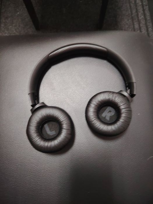 Наушники JBL TUNE 520ВТ