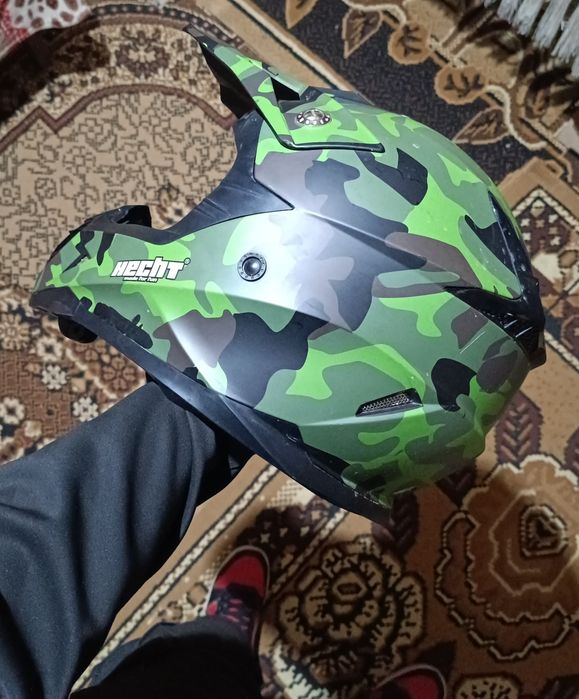 Vând casă camuflaj HECHT