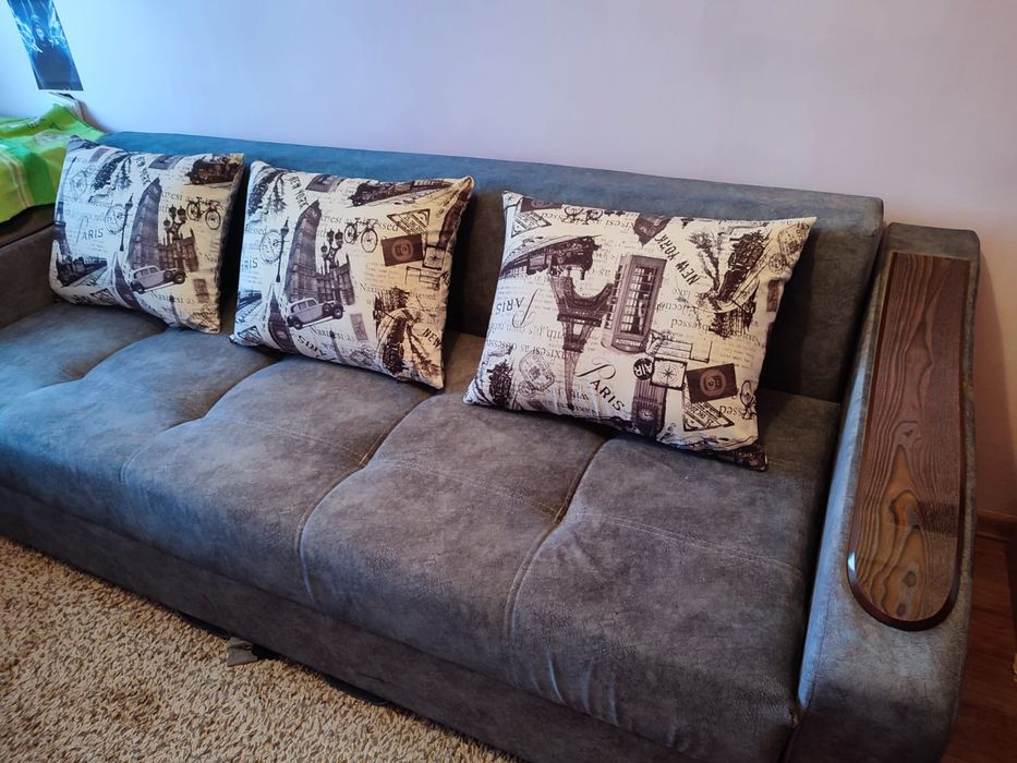 Диван (удобный, качественный)