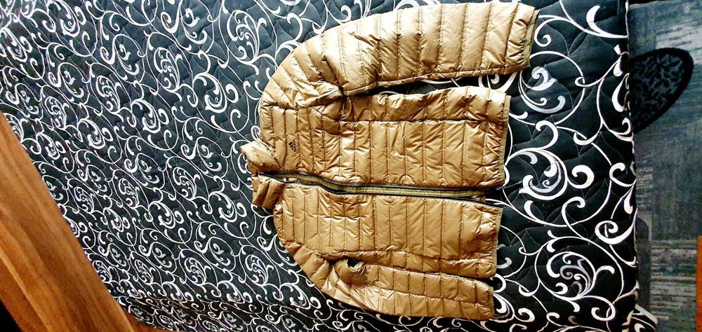 Мъжко  пролетно яке Adidas ново