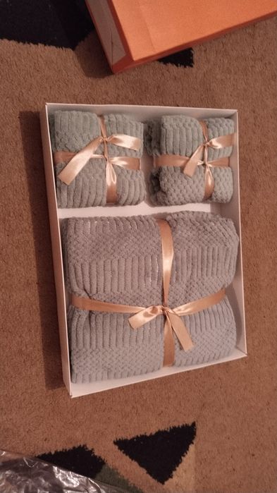 Продам женские полоценца