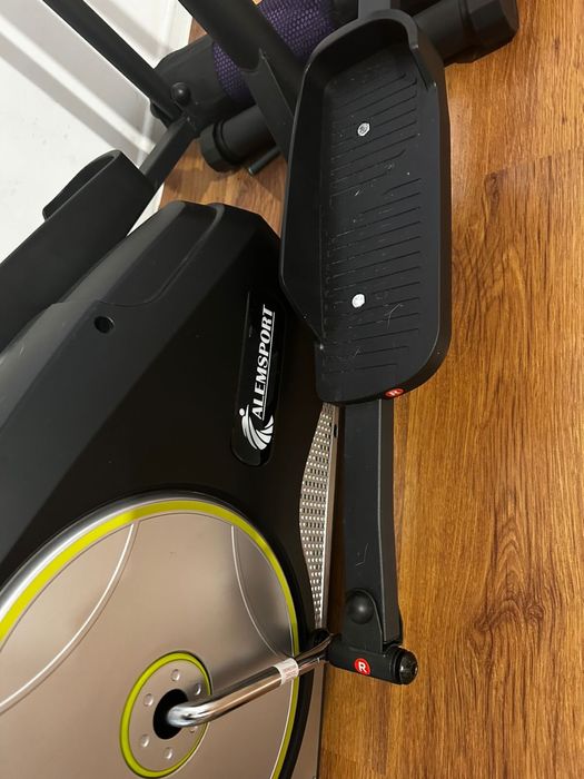 Эллиптический тренажер