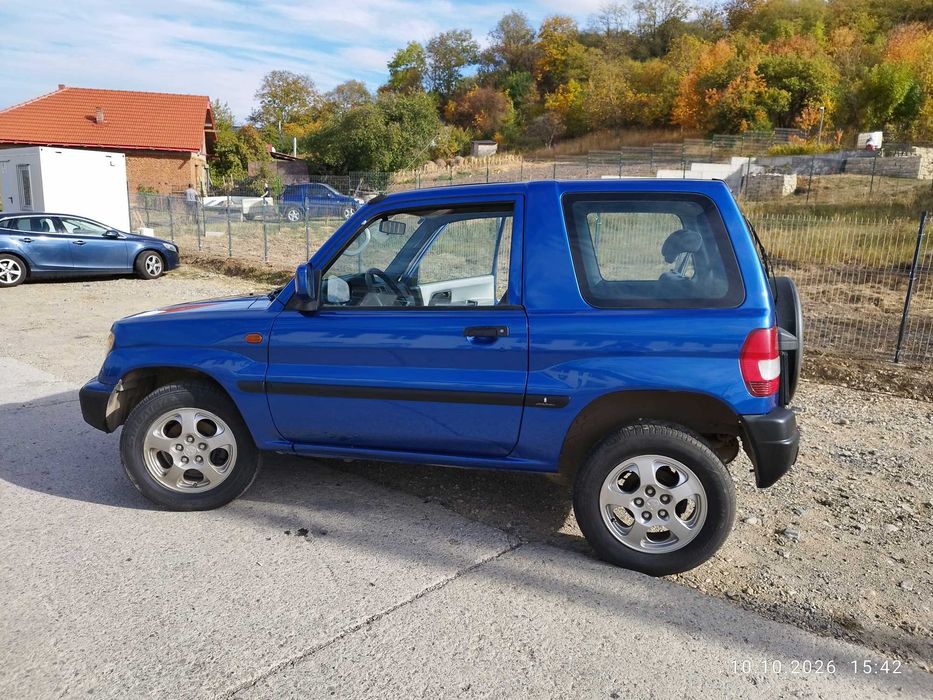 Mitsubishi Pajero Pinin model ELEGANCE cu reductor 4x4 superselect