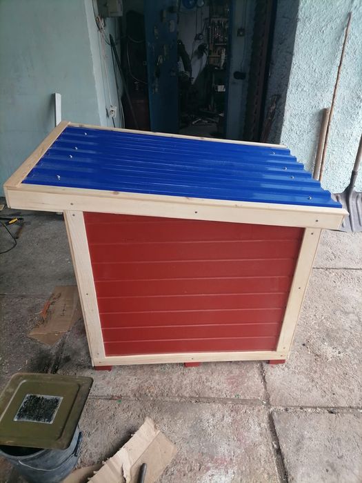 Продам конуру для собаки
