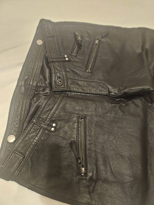 Pantaloni Pepe Jeans piele porc 30