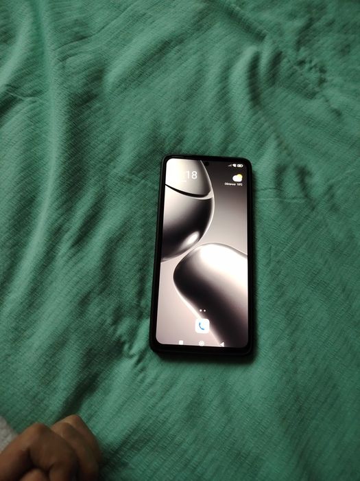 продаётся телефон