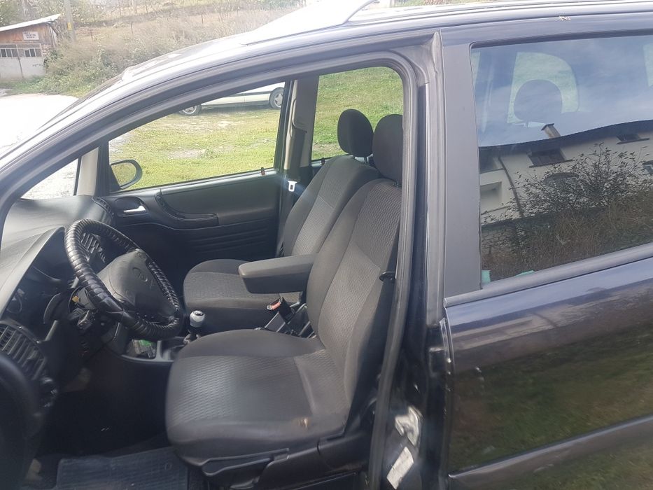 Опел зафира 2.2дти 125кс на части