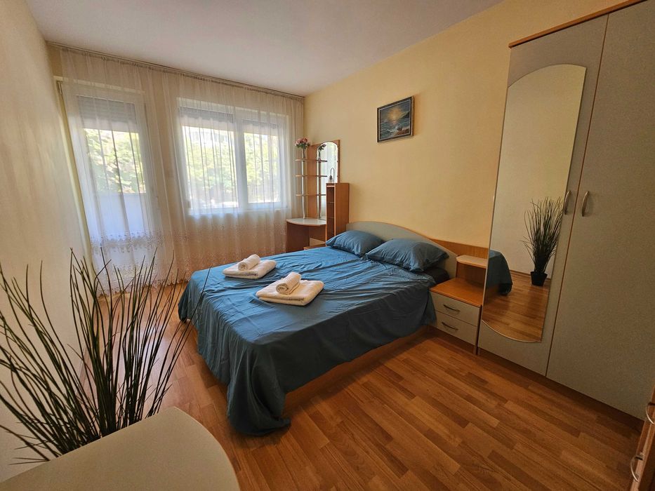 Дава се под наем Двустаен апартамент в Варна, Цветен квартал - 60 кв.м за 548.25 € - Снимка #4