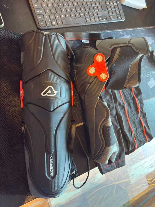 Мото наколенки Acerbis X-Strong
