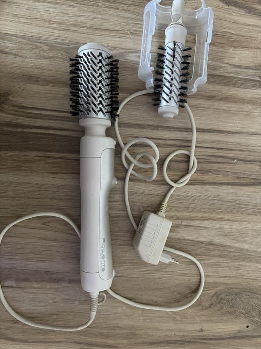 Сешоар четка Rowenta brush active