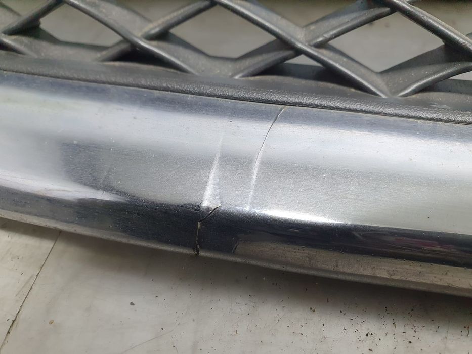 Grila bara fata 4m51-8138-ae Ford Focus 2 (facelift) (2008 - 2011)
