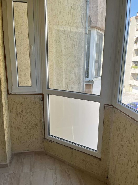 Продава се Двустаен апартамент в Търговище, Център - 75 кв.м за 1326 €/кв.м - Снимка #3