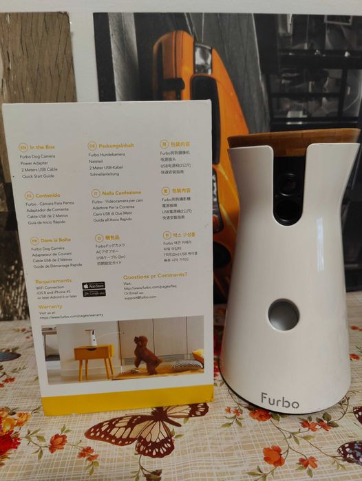 Camera video si alimentator animale domestice