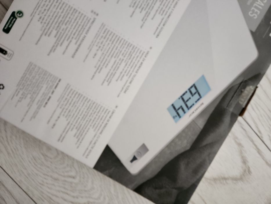 Cântar vocal SIGILAT cu afișaj mare luminat