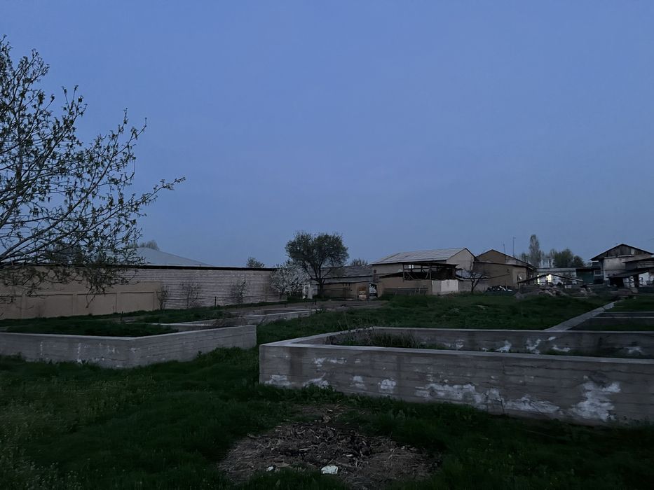 Uchastka yer sotiladi Nurafshon