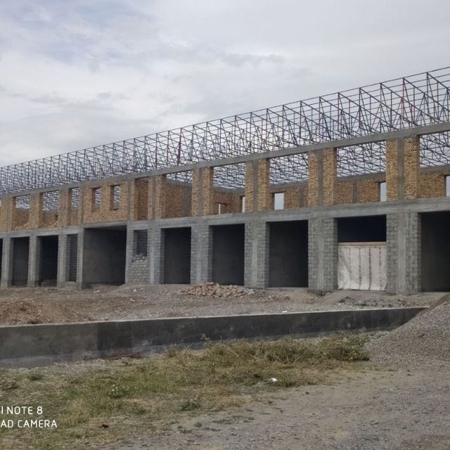 Biz sizlar uchun xar xil turdagi tom naves issiq xona va sortaklar