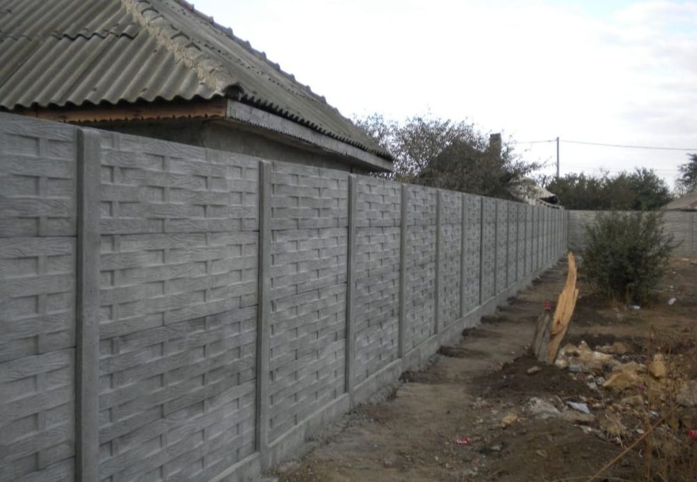 Meseriasi in constructii garduri de peste 10 ani, construim începând d