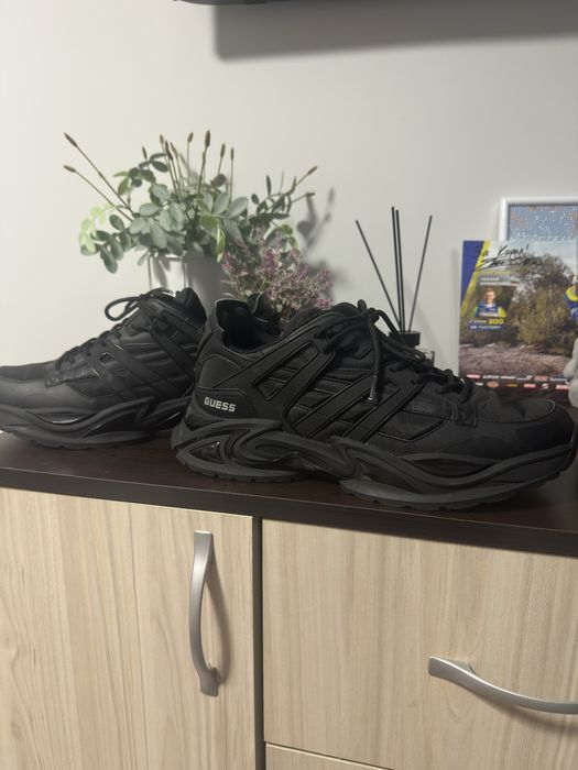 Мъжки обувки Guess