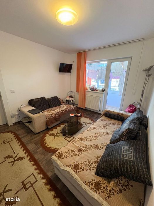 2 camere 44 mp zona garii la strada 370 euro