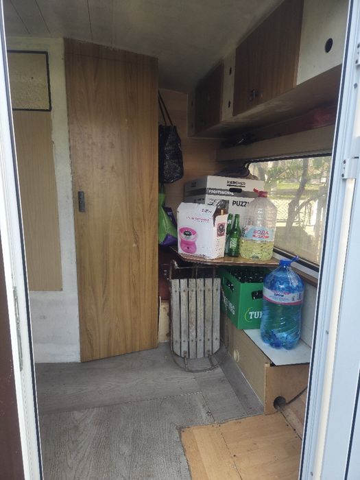 Каравана без документи