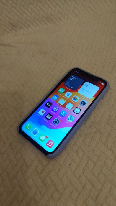 Apple iPhone XR 64Gb