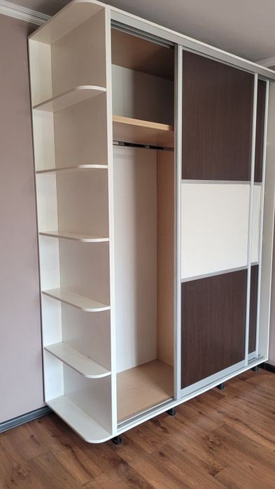 Продам шкаф-купе. б/у