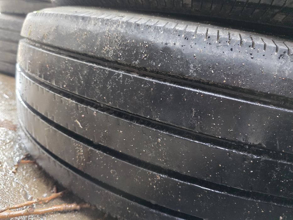 315/70R 22.5 , 12 R 22.5