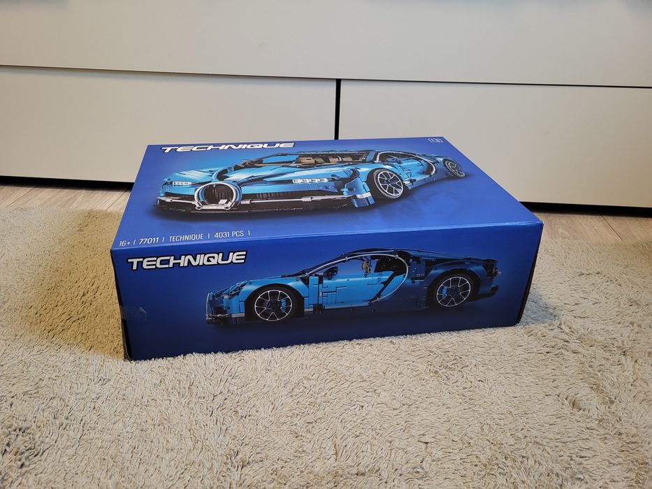 Set tip LEGO, Bugatti Chiron