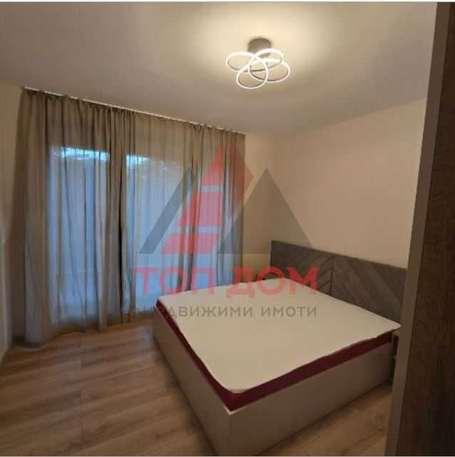 Дава се под наем Тристаен апартамент в Варна, Младост 1 - 113 кв.м за 918 € - Снимка #3