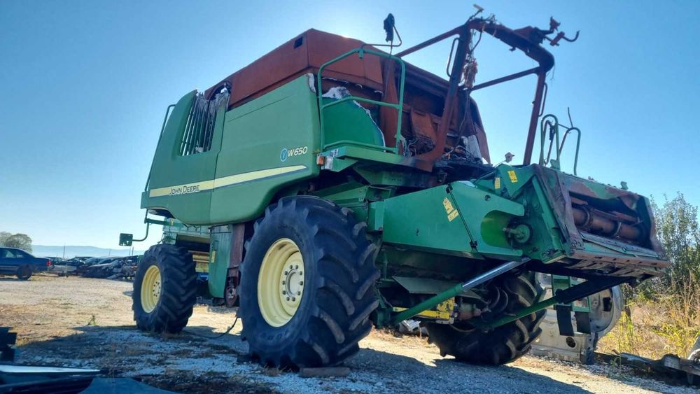 Комбайн на части John Deere W650