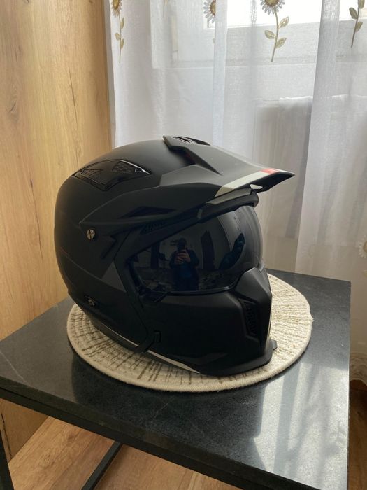 Casca moto mărimea XL  noua!MT