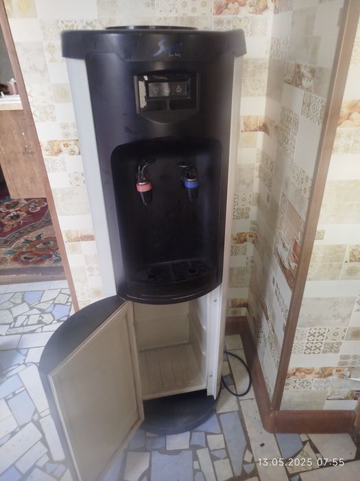 Кулер для воды бу